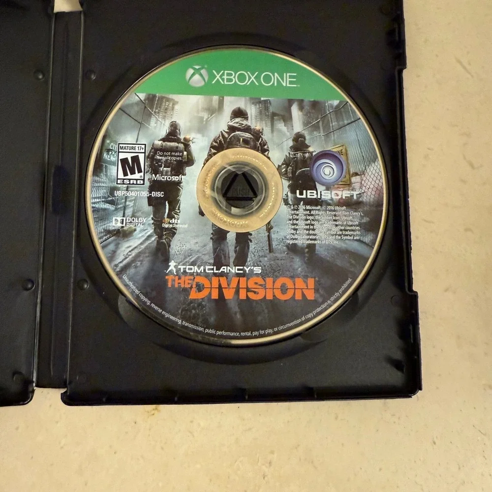 Xbox One Tom Clancy's The Division Disc‎ Only in Skyrim Case Tested